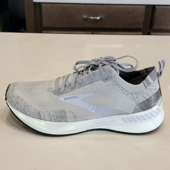 Brooks Bedlam 3 Women's Heather Gray and Purple Running Sneakers Shoes - Size 10 - Picture 2 of 16
